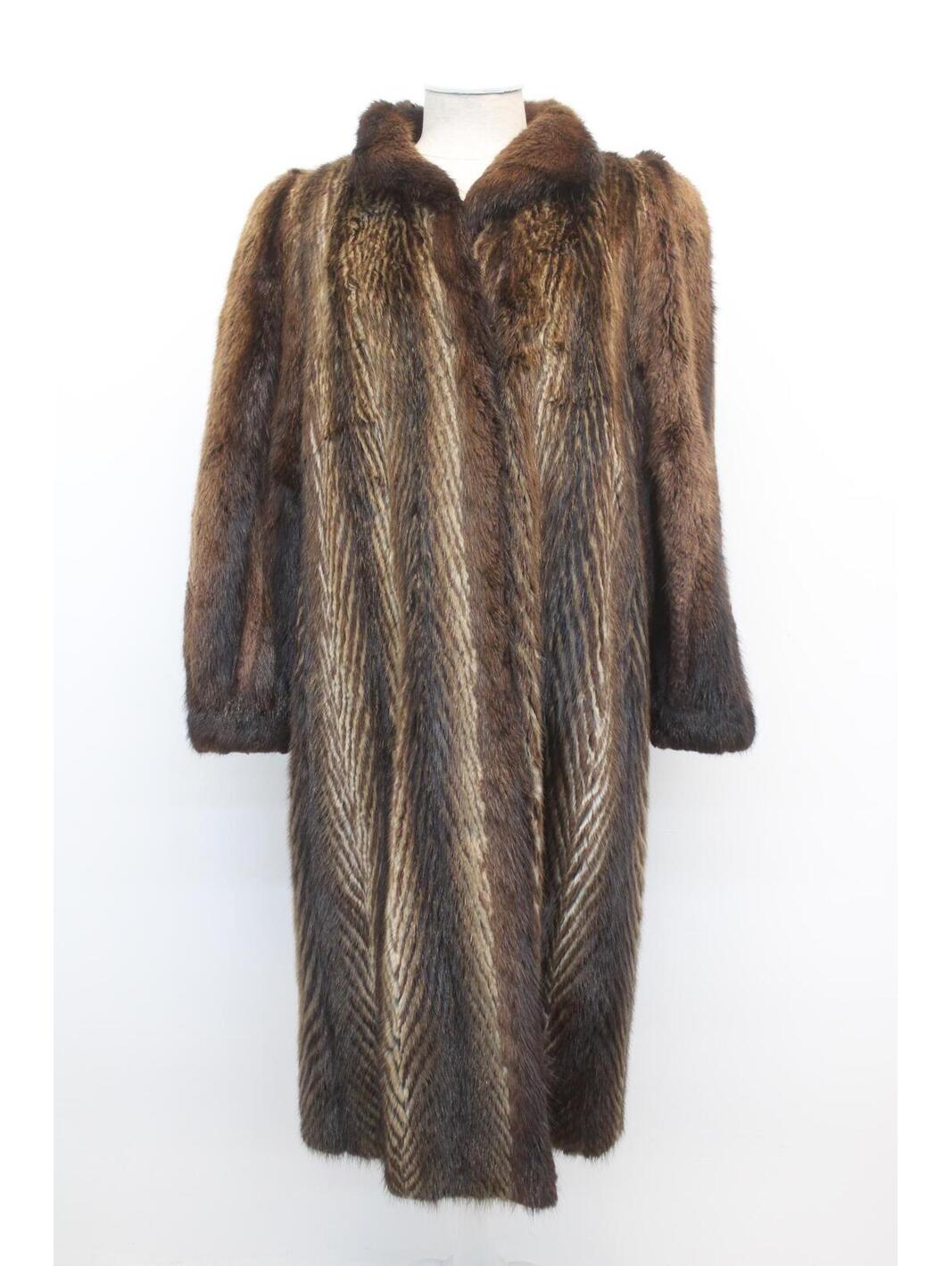 Mint Canadian Two-Tone Design Muskrat Fur Coat Jacket Women Woman Size 6 Small